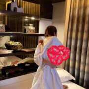 りあら お休み中は〇〇/// 淫乱痴女エステ