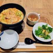 ヒメ日記 2025/11/01 08:28 投稿 しん 新妻物語