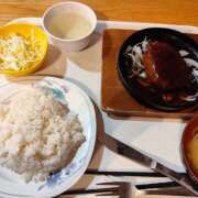 ヒメ日記 2025/10/14 18:56 投稿 にじか みつばちマーヤZ