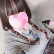 ヒメ日記 2026/01/01 16:10 投稿 ゆきの 電車ごっこ