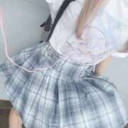 ヒメ日記 2026/01/02 11:20 投稿 ゆきの 電車ごっこ