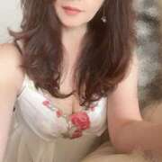 ヒメ日記 2025/11/19 05:11 投稿 まり(昭和46年生まれ) 熟年カップル名古屋～生電話からの営み～