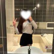 ヒメ日記 2025/05/24 01:42 投稿 雨宿つゆ 全裸美女からのカゲキな誘惑