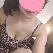 神崎 ラストの１枠空いています🤍🫧 HERMINE-エルミネ-