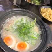 夢菜（ゆな） 🩷牛骨白湯ホルモンラーメン🩷 PLUS難波店