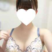 水白　もも 恋の３大きっかけデイ🍫 響-HIBIKI-