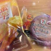 うらら うららです🍠♡ 池袋あられ