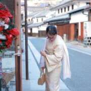 ヒメ日記 2025/12/25 15:02 投稿 いずみ【プレミアキャスト】 人妻の雫　福山店