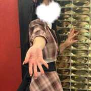 ゆみ ゆみに癒させてください🫂🤍 秋葉原コスプレ学園(AKG)