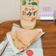 屋代らい 久々のコンビニスイーツ🍰 全裸美女からのカゲキな誘惑