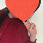 ヒメ日記 2026/04/10 09:39 投稿 屋代らい 全裸美女からのカゲキな誘惑