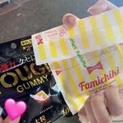 りり グミいっぱいくれてありがとう🎀💞 an_an（アンアン）