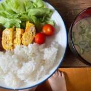 みお 朝ごはん生活☀️ 制服これくしょん