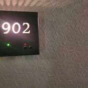 神崎 くみ 今日は…🎥𓈒𓂃 搾精研究所