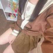 リサ(可愛さ純度100％) はじめましてりさです₍ᐢ.ˬ.ᐢ₎ ペロ×2キャンディ