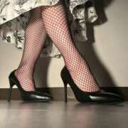 ヒメ日記 2025/05/25 16:07 投稿 MANAKA どこかのＯＬさん達