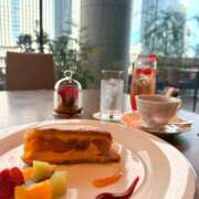 ヒメ日記 2025/07/22 19:00 投稿 MANAKA どこかのＯＬさん達