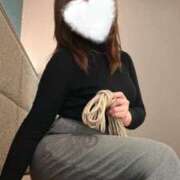 ヒメ日記 2025/12/28 11:25 投稿 YUI どこかのＯＬさん達