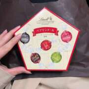 あお 完売ありがとうございます！ 渋谷くいーんず