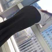 ヒメ日記 2025/11/17 21:34 投稿 しおり 逢って30秒で即尺