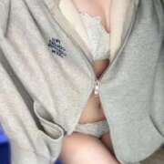 ヒメ日記 2025/12/15 20:48 投稿 あむ 素敵な女の子は好きですか？