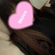 ひな 明日♡ 金の玉クラブ池袋～密着睾丸マッサージ～