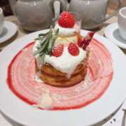 みみ すっかり街もクリスマスムードですね♪ 新橋フェアリーズ