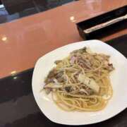 りりか ランチ😋🍴💕 Respect