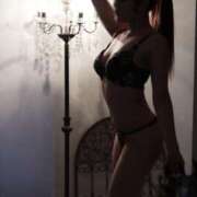 伊東 みさき ☂️ やみつきエステ 渋谷店