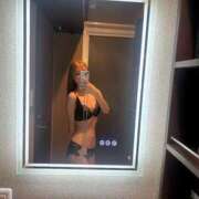 ヒメ日記 2025/10/15 00:34 投稿 三谷ゆらの ブルーバード