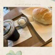 ヒメ日記 2025/08/16 13:16 投稿 なみ 逢って30秒で即尺