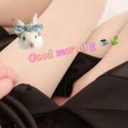 ヒメ日記 2025/10/04 07:49 投稿 なみ 逢って30秒で即尺