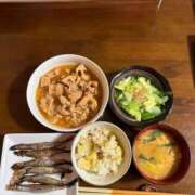 ヒメ日記 2026/02/08 08:00 投稿 白雪 シルクハット