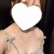 あや 6/17‎🤍前髪 Hera club