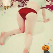 ヒメ日記 2025/11/30 01:36 投稿 白壁 おりえ 夜這い専門 発情する奥様たち梅田店