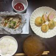 ヒメ日記 2025/10/28 07:40 投稿 ゆみ クリスタル