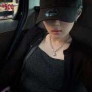 高瀬みずな 自撮り 断りきれない美人マッサージ嬢たち