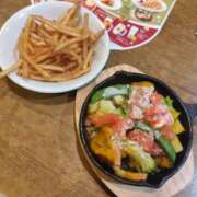 ヒメ日記 2025/11/24 22:28 投稿 もも Paradis-パラディ-