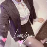 歌姫 　おんぷ 今日お店居てます💕 ノーパンパンスト スケベなOL梅田・兎我野店