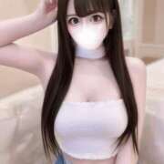 あみ 🩷【ベッドの上では…xxx】🩷 ホワイトベル