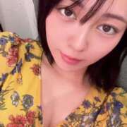 ゆい 今日も暑い～～😖 しろうと娘　本店