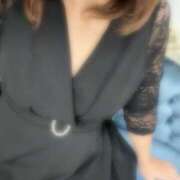 ヒメ日記 2025/10/15 19:30 投稿 れん VIVIDCREW十三店