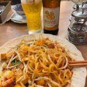小栗彩矢 遅めのランチ ローテンブルク