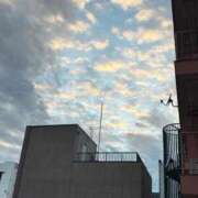 ヒメ日記 2025/10/24 07:19 投稿 桃谷 なこ しゃせきょっ!XX教育される制服女子たち