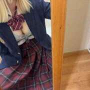 ヒメ日記 2025/11/13 19:46 投稿 桃谷 なこ しゃせきょっ!XX教育される制服女子たち