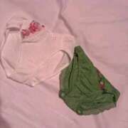 ヒメ日記 2025/12/05 12:09 投稿 桃谷 なこ しゃせきょっ!XX教育される制服女子たち