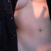 なお お問い合わせの…… ファーストレディ(博多)