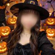 るな 10月だねー🎃🎶 ミルキーラテ