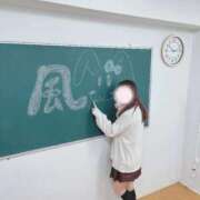 ヒメ日記 2025/10/29 12:17 投稿 有村 まろ 夜這い＆イメクラ 妄想する女学生たち 難波校