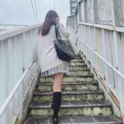 ヒメ日記 2025/12/08 16:07 投稿 有村 まろ 夜這い＆イメクラ 妄想する女学生たち 難波校